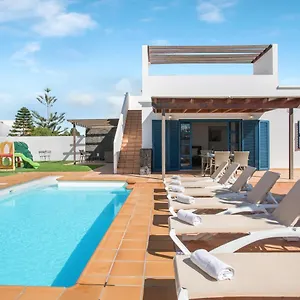 Alegranza Villa