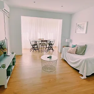 Piso Acogedor Y Tranquilo - Junto A Ifema Y Aerop. Apartamento Madrid