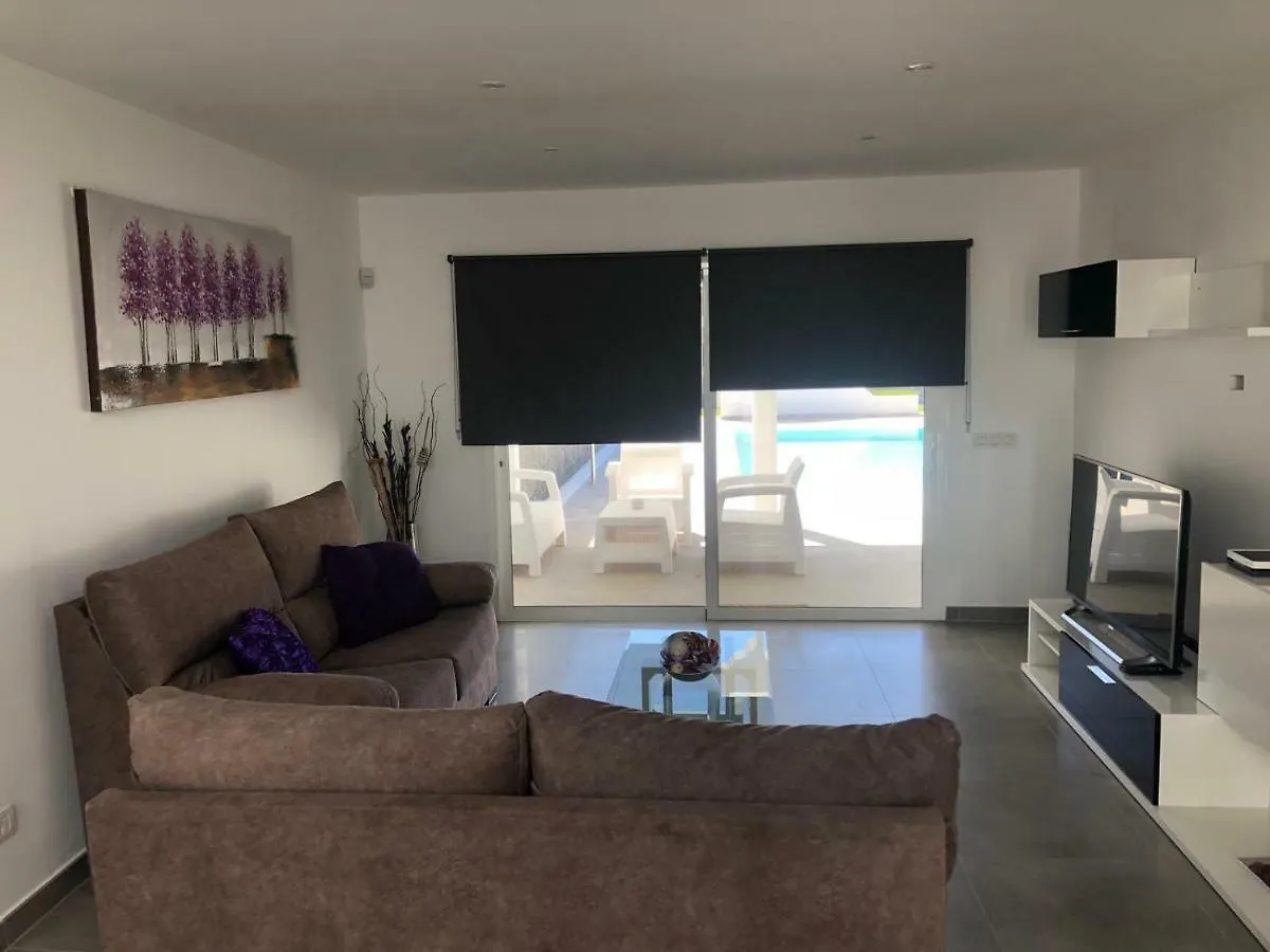 Casa Mercedes Playa Blanca  Villa